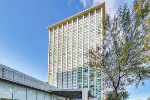 3600 N Lake Shore Dr, Chicago, IL 60613 - Photo 1