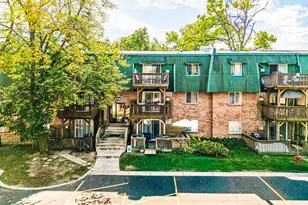 1942 Tall Oaks Dr, Aurora, IL 60505 - Photo 1