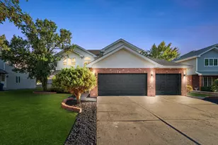 5345 Stanford Ln, Matteson, IL 60443 - Photo 1