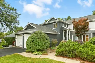 2486 Brunswick Cir, Woodridge, IL 60517 - Photo 1