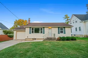 706 S Main St, Yorkville, IL 60560 - Photo 1