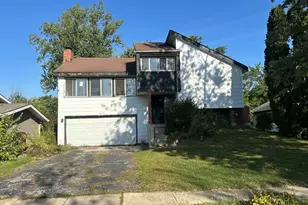 3402 Fountainbleau Dr, Hazel Crest, IL 60429 - Photo 1