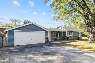 21741 W Grand Avenue, Wilmington, IL 60481 - Photo 1