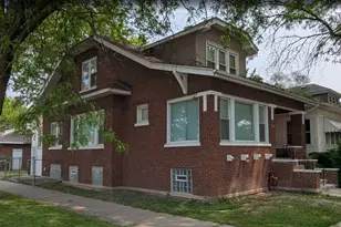 256 W 108th St, Chicago, IL 60628 - Photo 1