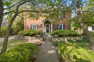 1205 S 4th St, Saint Charles, IL 60174 - Photo 1