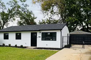1947 Yale Ave, Chicago Heights, IL 60411 - Photo 1