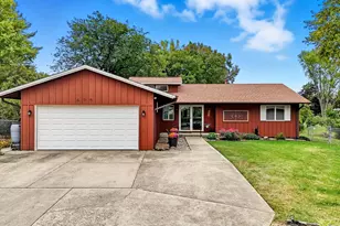 690 Westport Dr, Joliet, IL 60431 - Photo 1