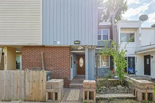 2021 Berkshire Cir, Carpentersville, IL 60110 - Photo 1