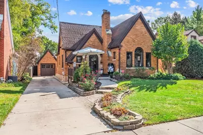 21 N Edison Avenue, Elgin, IL 60123 - Photo 1