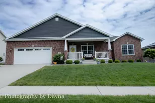 675 Kathy Dr, Bourbonnais, IL 60914 - Photo 1