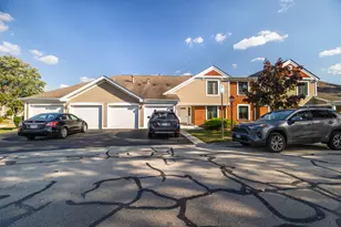 391 Thornhill Ct, Schaumburg, IL 60193 - Photo 1