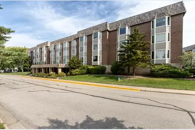 2500 Archbury Lane #2D, Park Ridge, IL 60068 - Photo 1