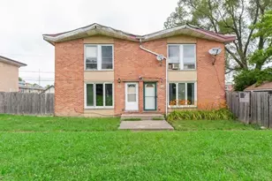 843 Johns Manville Pl, Waukegan, IL 60085 - Photo 1