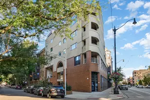 885 W Lill Ave, Chicago, IL 60614 - Photo 1