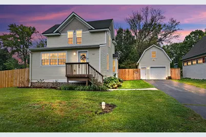 431 Washington Street, Woodstock, IL 60098 - Photo 1