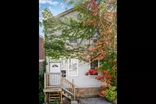 1525 W Pearson St, Chicago, IL 60642 - Photo 1