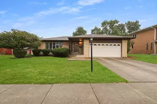 15249 Pine Dr, Oak Forest, IL 60452 - Photo 1