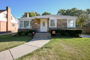 10461 Dorchester St, Westchester, IL 60154 - Photo 1