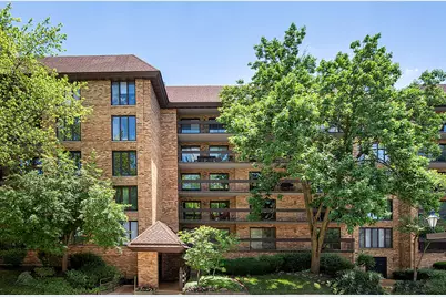 1621 Mission Hills Road #104, Northbrook, IL 60062 - Photo 1