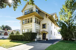 422 S Madison Ave, La Grange, IL 60525 - Photo 1