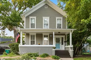 113 E Ottawa St, Sycamore, IL 60178 - Photo 1