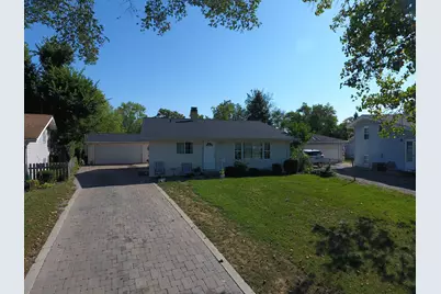 105 Siesta Road, Carpentersville, IL 60110 - Photo 1