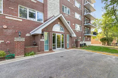 8030 River Walk Drive #5B, Lyons, IL 60534 - Photo 1