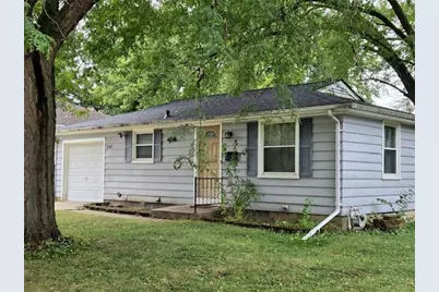 256 S Edison Avenue, Elgin, IL 60123 - Photo 1