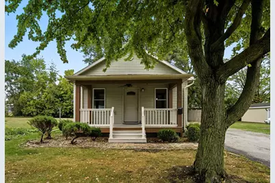 816 Bunn Street, Bloomington, IL 61701 - Photo 1