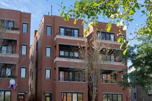 1463 W Grand Ave, Chicago, IL 60642 - Photo 1