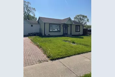 7927 Lotus Avenue, Burbank, IL 60459 - Photo 1