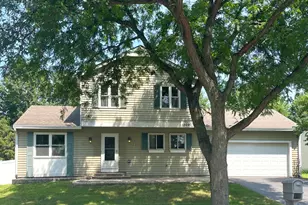 1309 Monmouth Ave, Naperville, IL 60565 - Photo 1