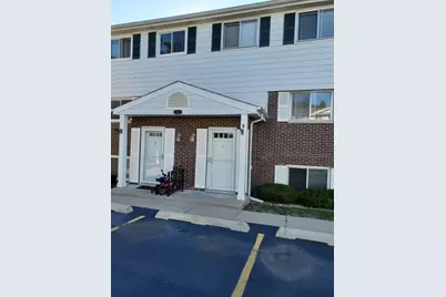 551 W Park Avenue #E, Libertyville, IL 60048 - Photo 1