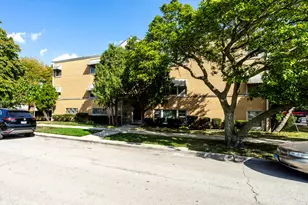 5409 N New England Ave, Chicago, IL 60656 - Photo 1