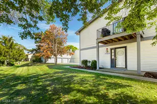 2435 Brunswick Cir, Woodridge, IL 60517 - Photo 1