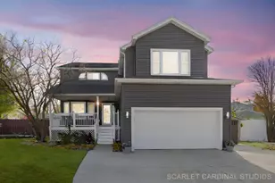 222 Meadows Dr, Sugar Grove, IL 60554 - Photo 1