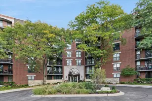 509 Aurora Ave, Naperville, IL 60540 - Photo 1