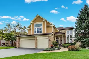 1823 Somerfield Ln, Crystal Lake, IL 60014 - Photo 1