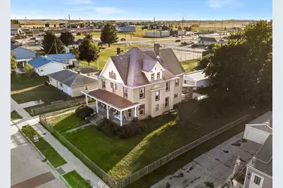 111 S Karr Street, Heyworth, IL 61745 - Photo 1