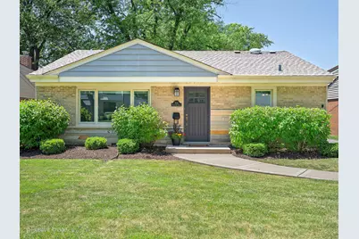 814 S Hawthorne Avenue, Elmhurst, IL 60126 - Photo 1