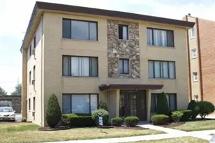 10908 S Keating Ave, Oak Lawn, IL 60453 - Photo 1