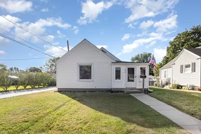 644 Lavoie Avenue, Elgin, IL 60120 - Photo 1