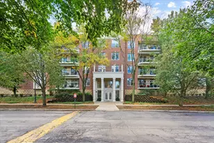 3125 Town Square Dr, Rolling Meadows, IL 60008 - Photo 1