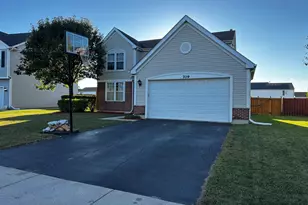 709 Winterberry Dr, Joliet, IL 60431 - Photo 1