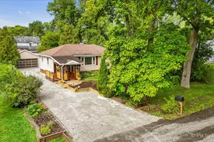 1911 Highview Ave, McHenry, IL 60050 - Photo 1