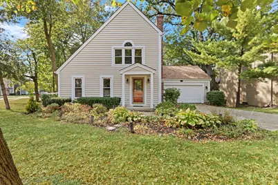 334 Concord Square, Gurnee, IL 60031 - Photo 1