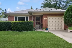 1485 E Forest Ave, Des Plaines, IL 60018 - Photo 1