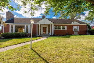 258 W Highland Dr, Chicago Heights, IL 60411 - Photo 1