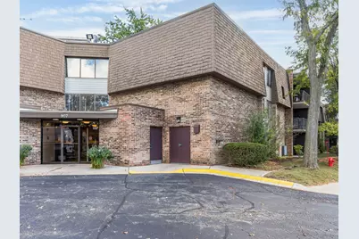 907 S Williams Street #212, Westmont, IL 60559 - Photo 1