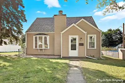 3709 Grand Avenue W, McHenry, IL 60050 - Photo 1